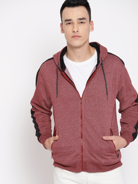 

Roadster Men Maroon Solid Hooded Sweatshirt