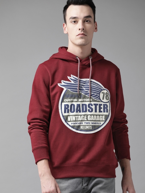 

Roadster Men Maroon Solid Hooded Sweatshirt