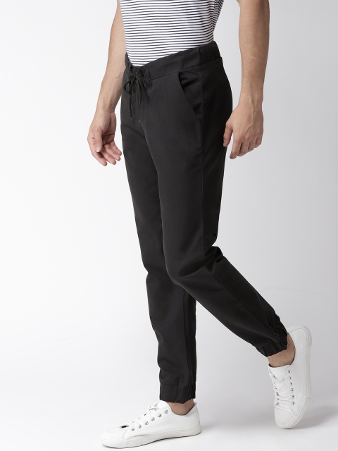 

Hubberholme Men Black Slim Fit Solid Joggers