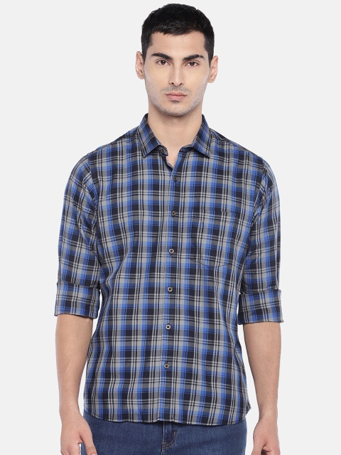 

EVOQ Men Blue Regular Fit Checked Casual Shirt
