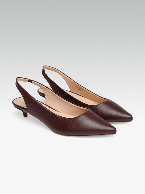 

Carlton London Women Burgundy Solid Pumps