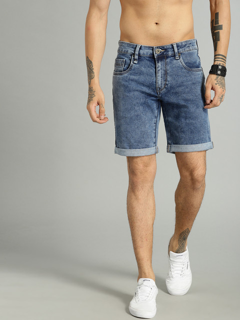 

Roadster Men Blue Solid Regular Fit Denim Shorts