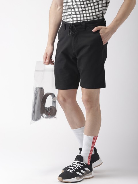 

Harvard Men Black Solid Regular Fit Regular Shorts