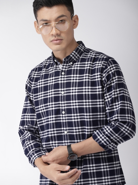 

Harvard Men Navy Blue & White Regular Fit Checked Casual Shirt