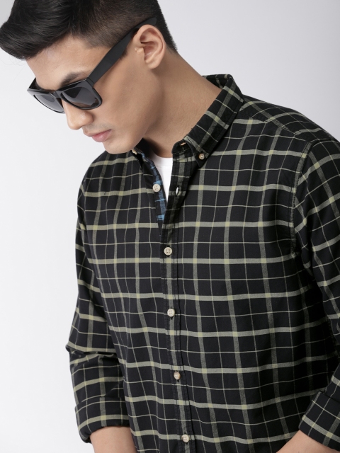 

Harvard Men Black & Olive Green Regular Fit Checked Casual Shirt