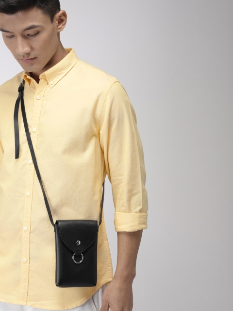 

Harvard Men Yellow Regular Fit Solid Casual Shirt