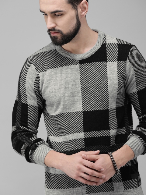 

The Roadster Lifestyle Co Men Grey & Black Checked Pullover Sweater