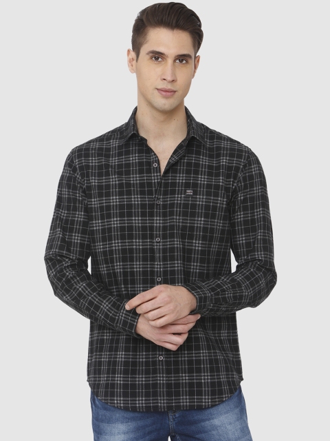 

Mufti Men Black & Grey Slim Fit Checked Casual Shirt