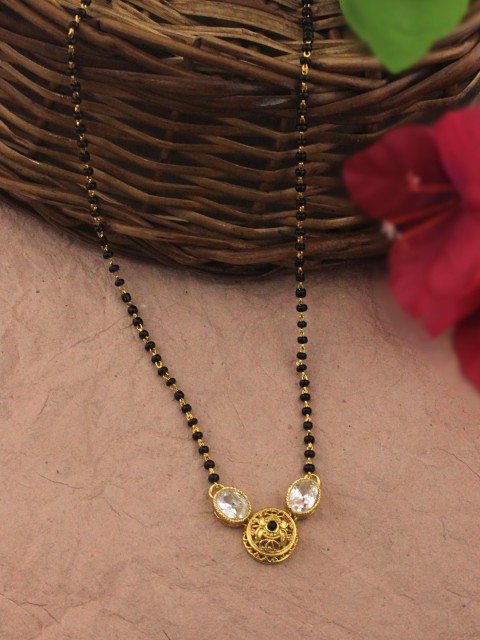 

Sia Art Jewellery Women Gold-Plated & Black Kundan-Studded Mangalsutra