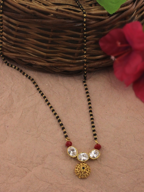 

Sia Art Jewellery Women Gold-Plated & Black Kundan-Studded Mangalsutra
