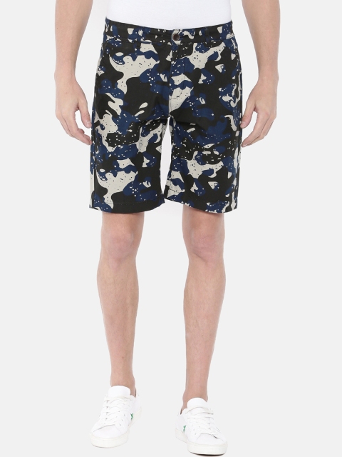 

IMYOUNG Men Blue Printed Slim Fit Regular Shorts