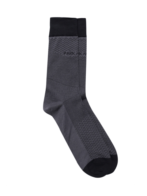 

Raymond Men Grey Patterned Above Ankle Socks