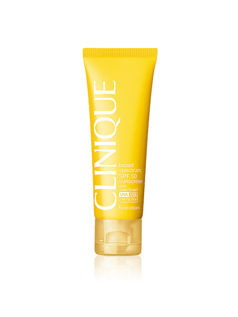 

Clinique Broad Spectrum SPF 50 Sunscreen Face Cream 50 ml, Yellow