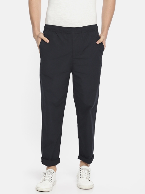 

Calvin Klein Jeans Men Black Regular Fit Solid Track Pants