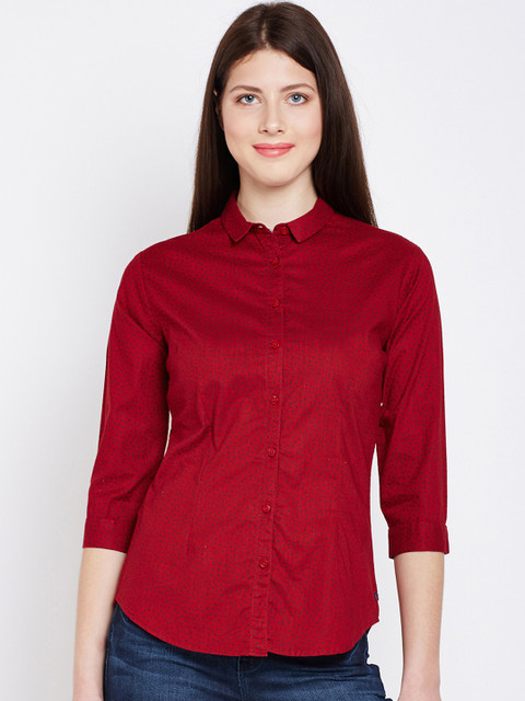 

Crimsoune Club Women Red Slim Fit Printed Casual Shirt