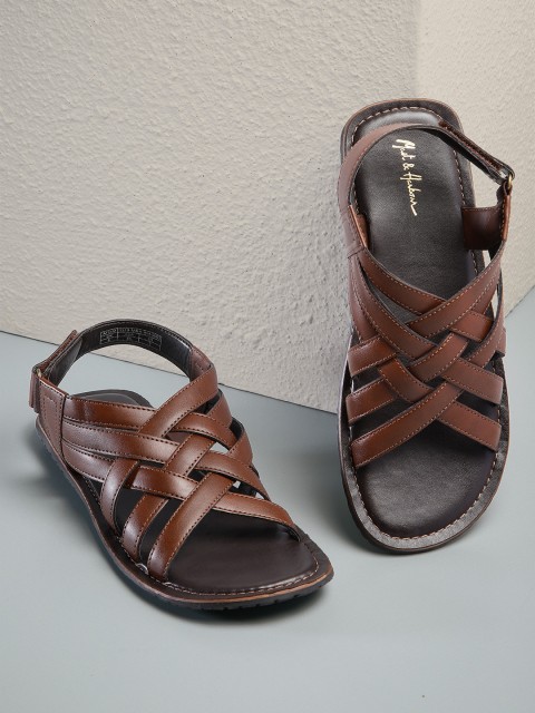 

Mast & Harbour Men Brown Comfort Sandals