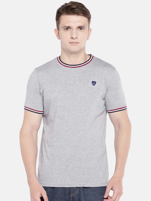 

YWC Men Grey Solid Round Neck T-shirt