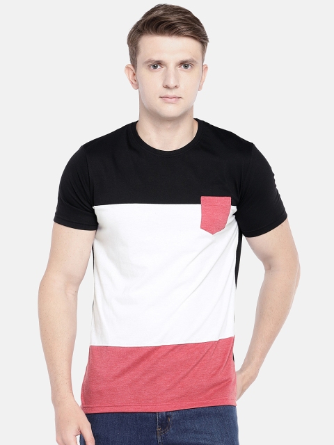

YWC Men Black & White Colourblocked Round Neck T-shirt