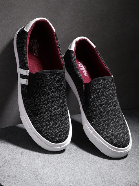 

Roadster Men Black Slip-On Sneakers