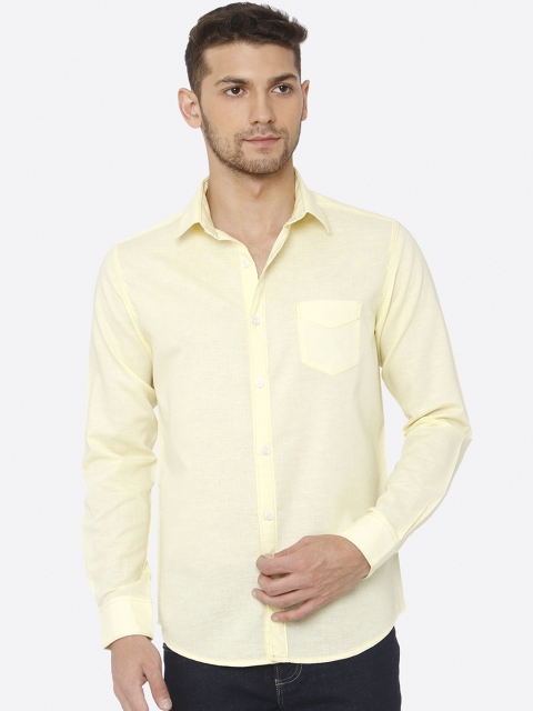 

Mufti Men Yellow Slim Fit Solid Casual Shirt