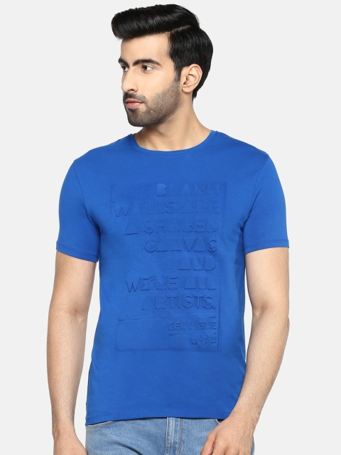 

Blackberrys Men Blue Embossed Print Round Neck T-shirt