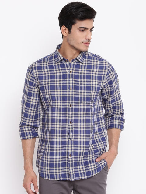 

Blackberrys Men Navy Blue & Cream-Coloured Slim Fit Checked Casual Shirt