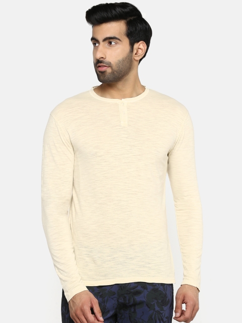 

Blackberrys Men Cream-Coloured Solid Henley Neck T-shirt