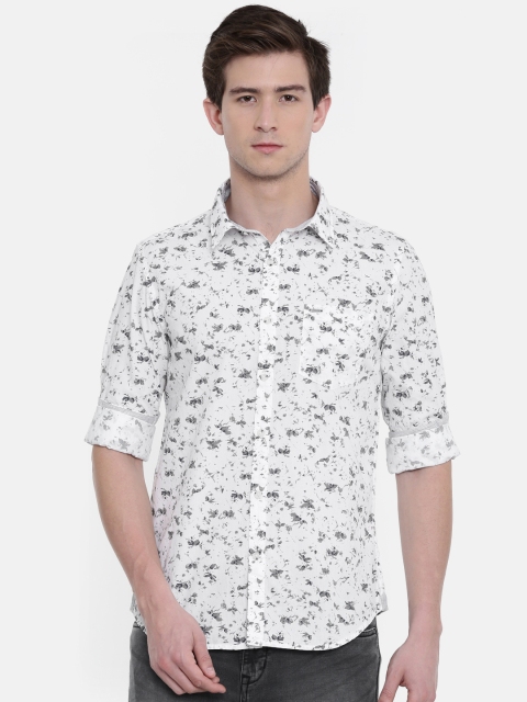 

Lee Cooper Men Off-White & Grey Regular Fit Printed Casual Shirt