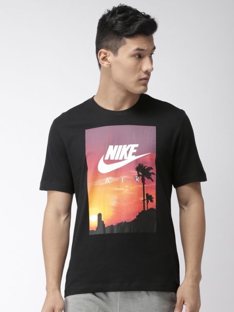 

Nike Men Black Printed Round Neck T-shirt