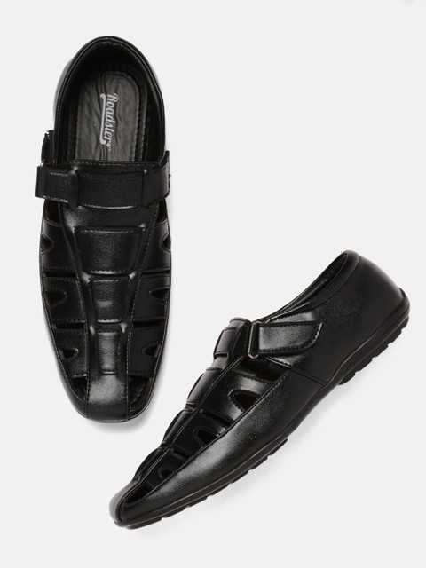 

Roadster Men Black Fisherman Sandals