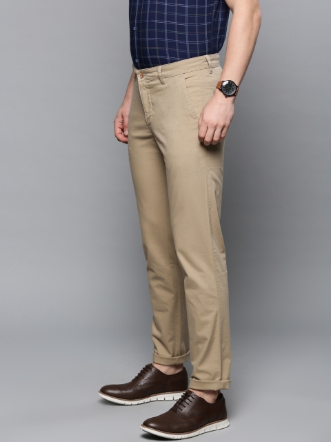 

Louis Philippe Sport Men Khaki Regular Fit Self Design Trousers