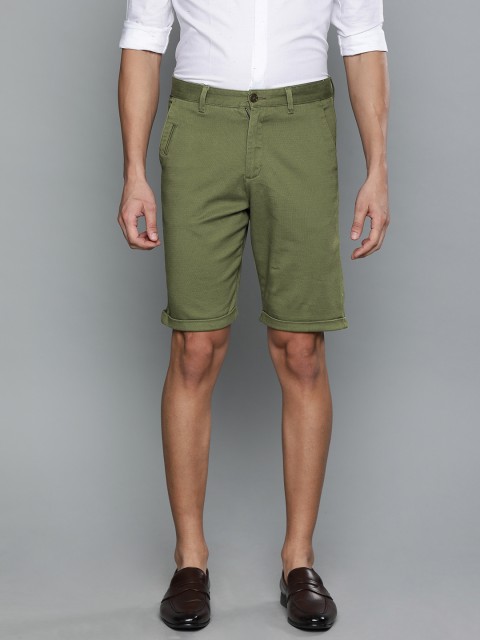 

Louis Philippe Sport Men Olive Green Solid Regular Fit Regular Shorts