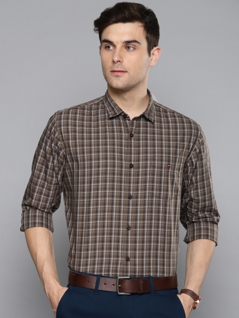 

Louis Philippe Sport Men Brown & White Slim Fit Checked Casual Shirt