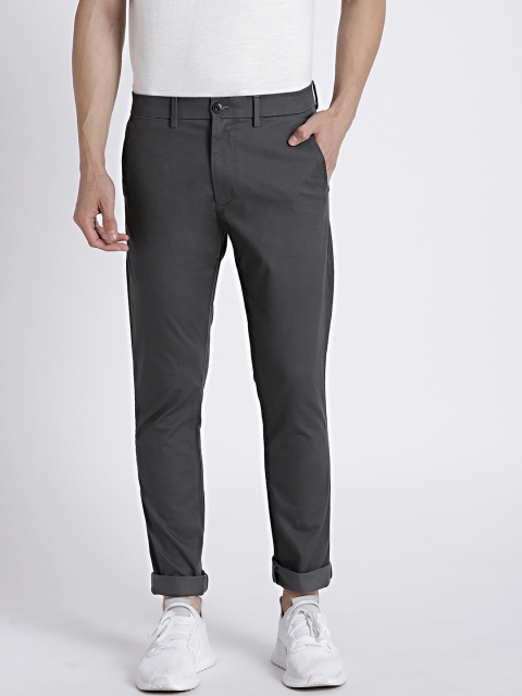 

GAP Men Charcoal Grey Solid Original Khakis in Skinny Fit with GapFlex