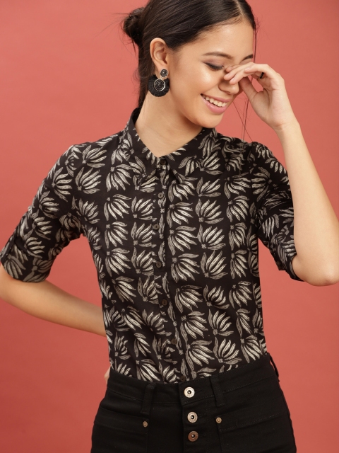 

Taavi Women Black & Grey Hand Block Print Legacy Shirt with Full Button Placket