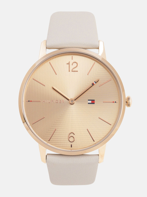 

Tommy Hilfiger Women Gold-Toned Analogue Watch TH1781975W