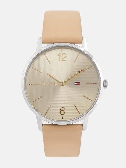 

Tommy Hilfiger Women Gold-Toned Genuine Leather Analogue Watch TH1781974W