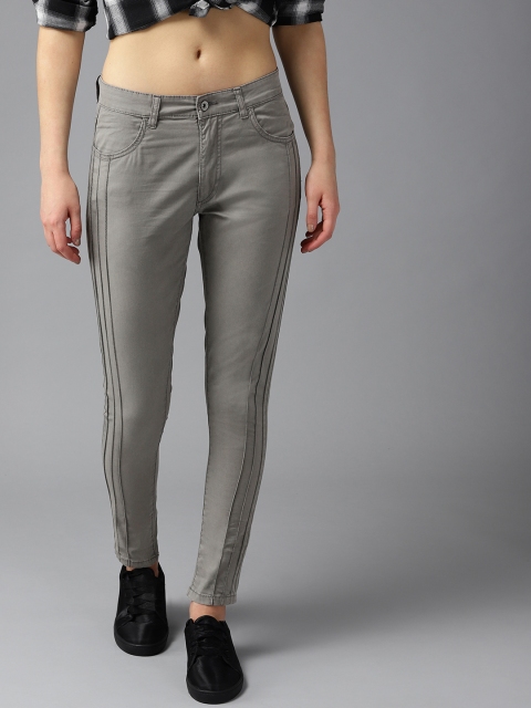 

Roadster Women Grey Regular Fit Solid Trousers