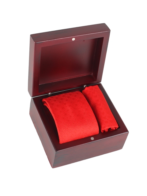 

Peter England Men Red Patterned Accessory Gift Set