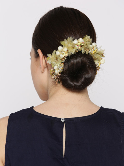 

Priyaasi Women Gold-Toned & Brown Beaded Floral Handcrafted Hair Accessory