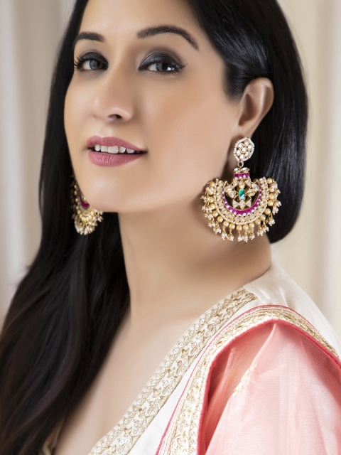 

Rubans Gold-Toned Classic Chandbalis