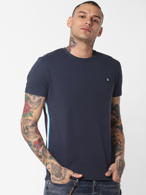 

Jack & Jones Men Navy Solid Slim Fit Round Neck T-shirt, Navy blue