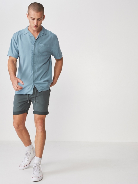 

COTTON ON Men Blue Slim Fit Solid Casual Shirt