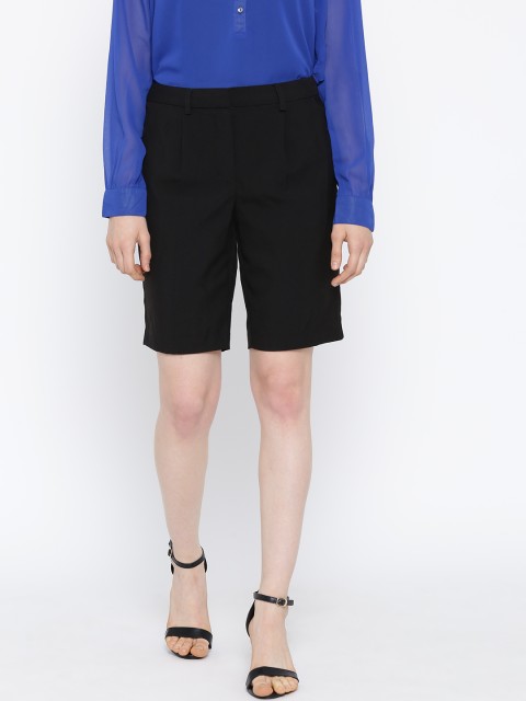 

ONLY Black Shorts