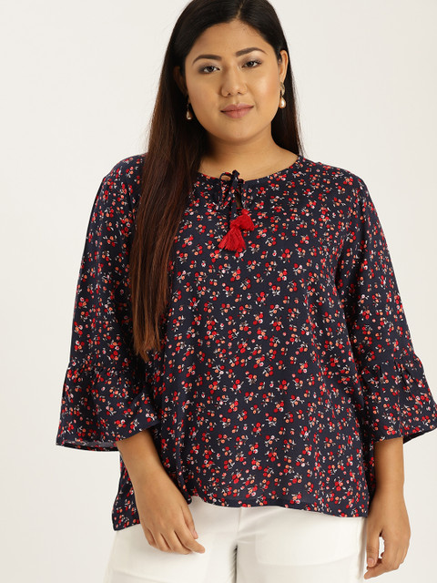 

Sztori Plus Size Women Charcoal Grey Red Printed Top
