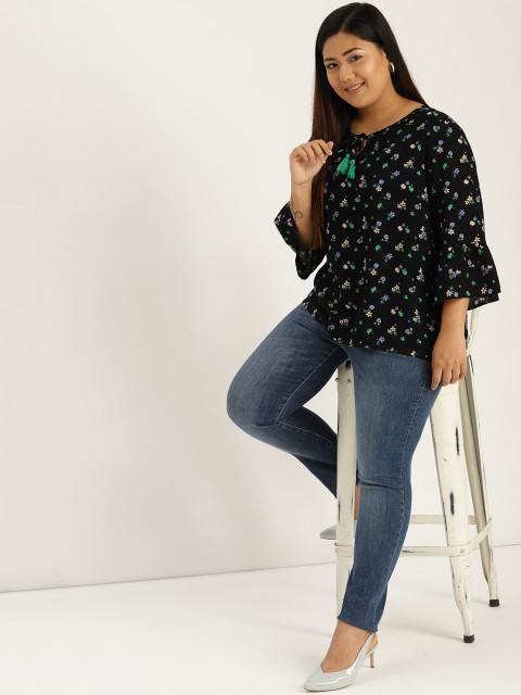 

Sztori Plus Size Women Black Green Printed Top