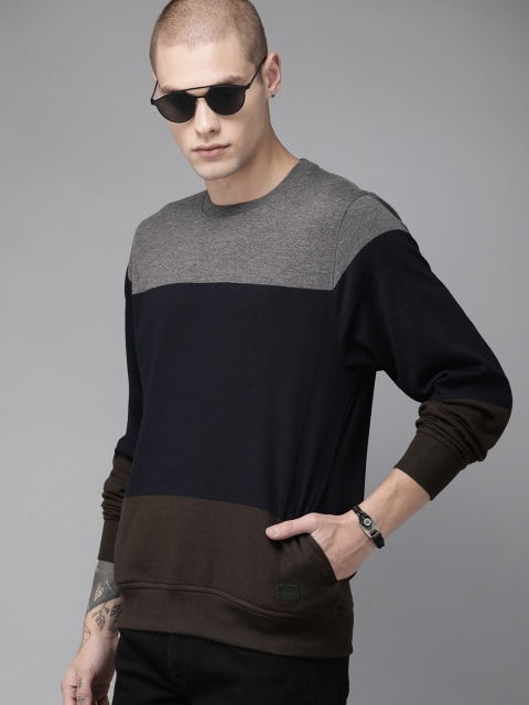 

Roadster Men Charcoal Grey & Navy Blue Colourblocked Sweatshirt