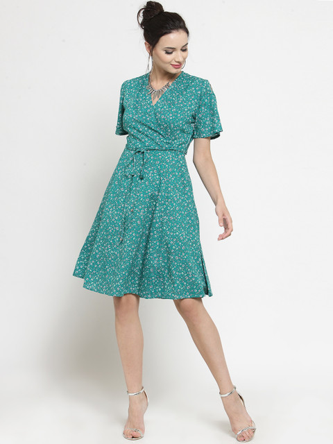 

Sera Women Green Printed Fit and Flare Dress