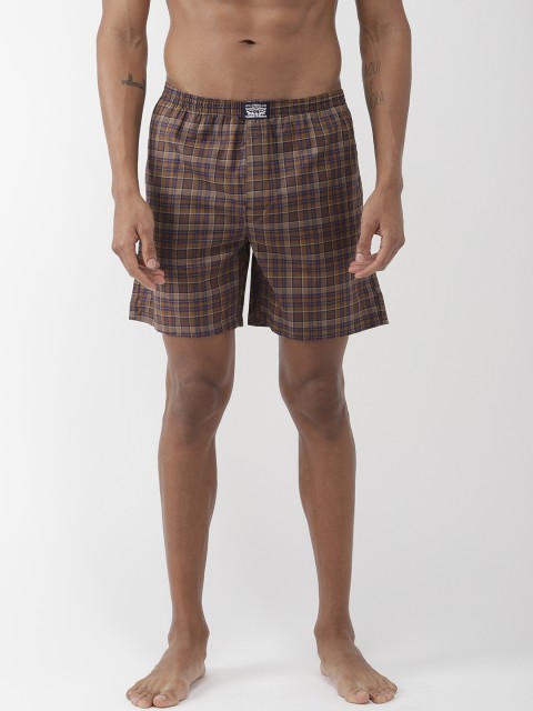 

Levis Men Brown & Navy Blue Checked Pure Cotton Boxers BS-300LS-1PK-STYLE-024-675