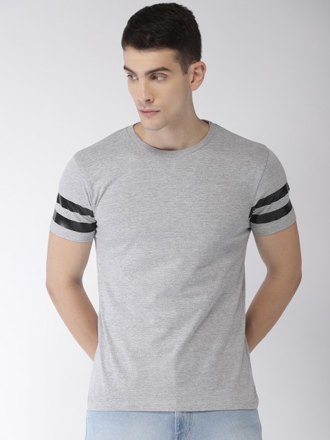 

The Indian Garage Co Men Grey Melange Solid Round Neck T-shirt